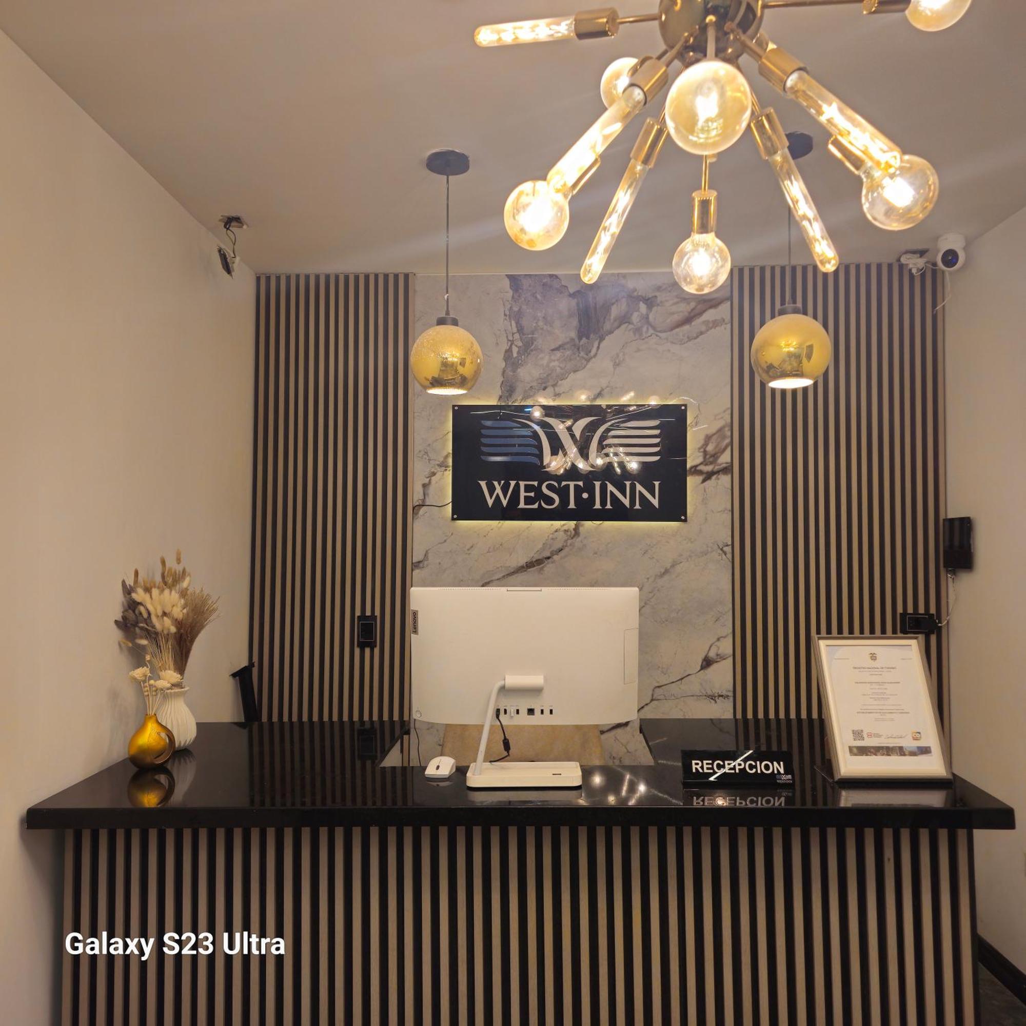 Hotel West Inn Bogotá Dış mekan fotoğraf